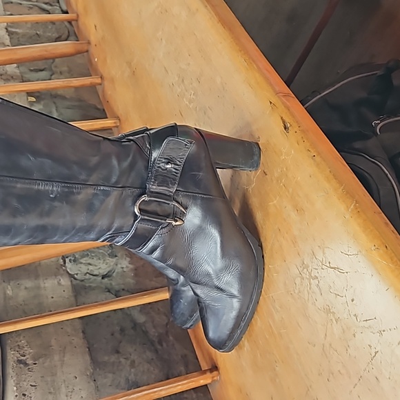 DAVIS GOMMA Knee High Leather Boots - Picture 5 of 10